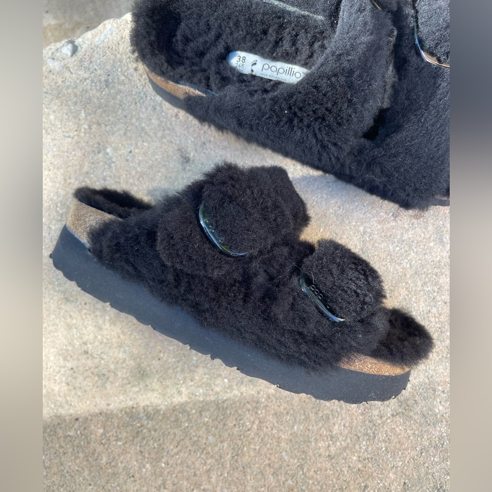 Birkenstock Papillio black shearling teddy Arizona big buckle women 38 size 7 - Picture 3 of 7